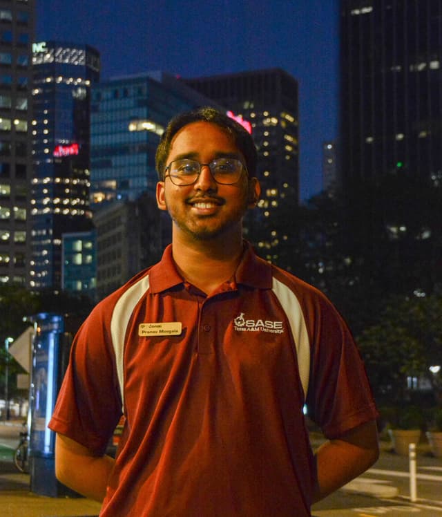 Pranav Headshot